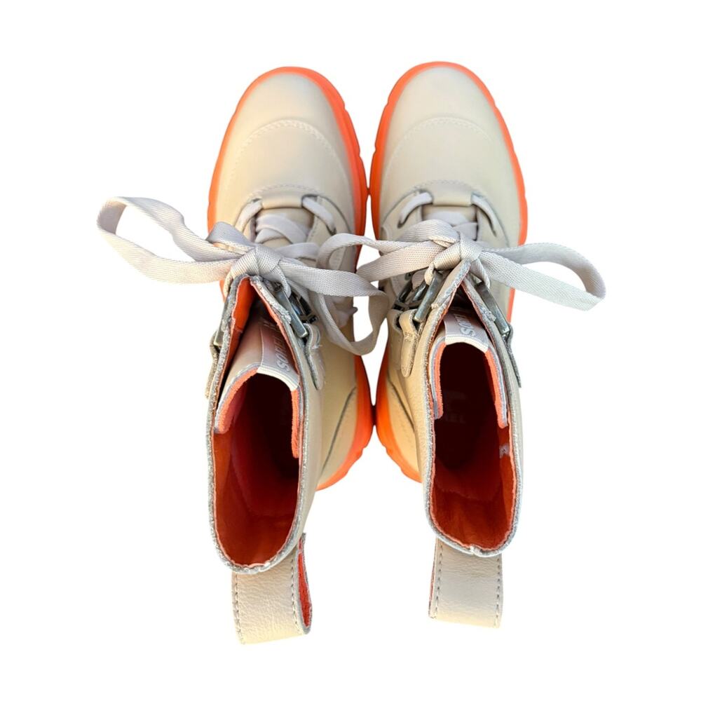 Sorel Caribou X Lace-Up Orange and CreamTan Boots – Sz 7.5B - Picture 5 of 6